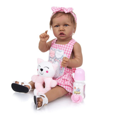 Muñeca tipo bebé reborn con osito