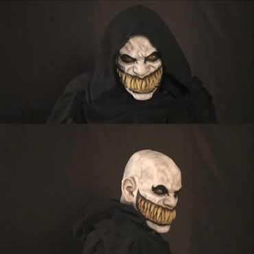 Máscara Halloween con dientes puntiagudos