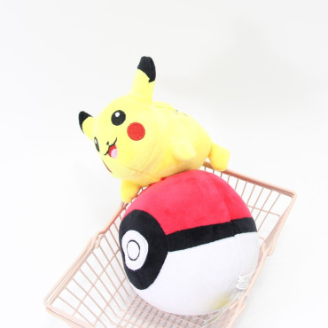 Peluche Pikachu Pokemon con Pokeball