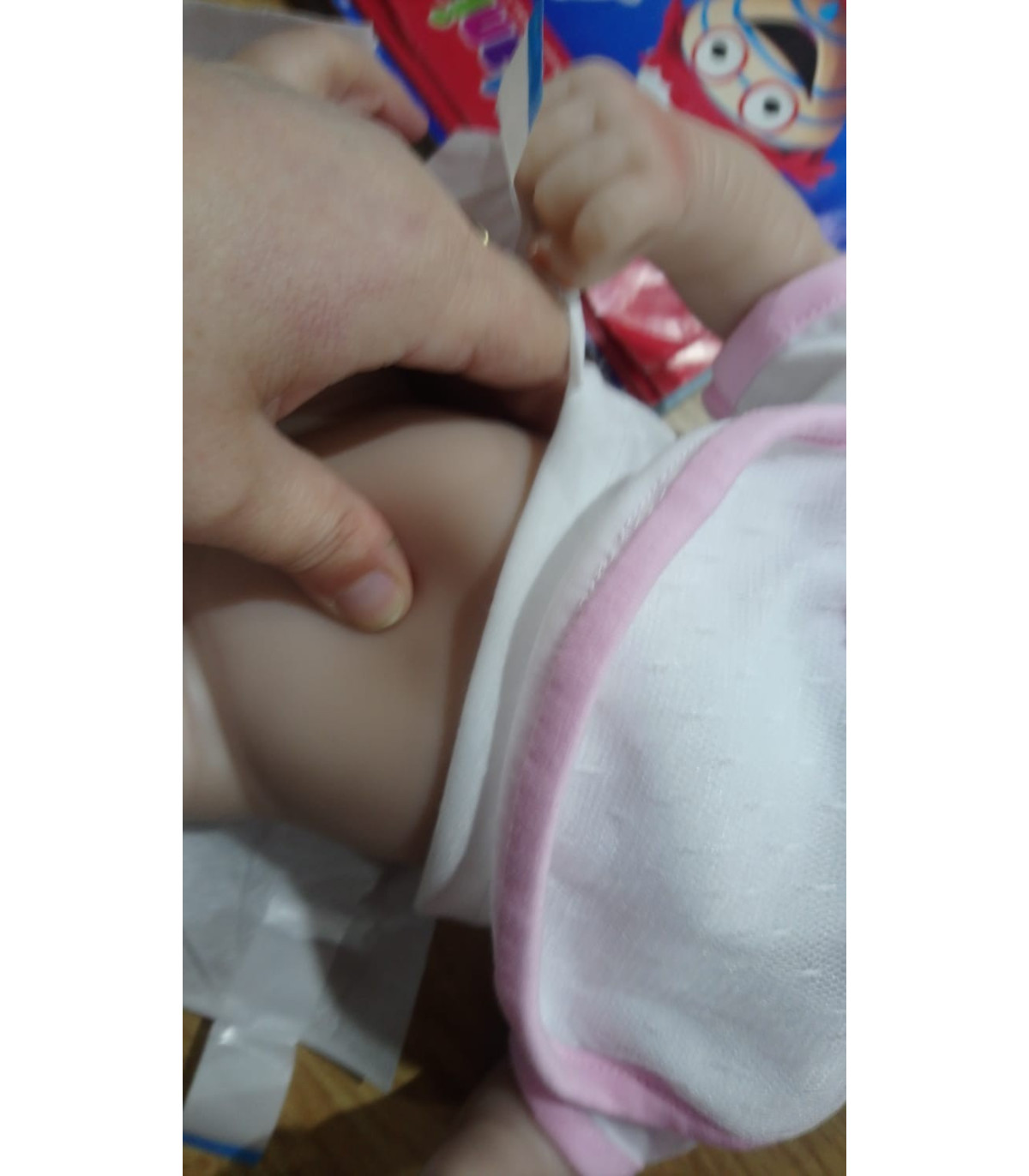 preciosa  CARLA  bebe reborn de 55cm
