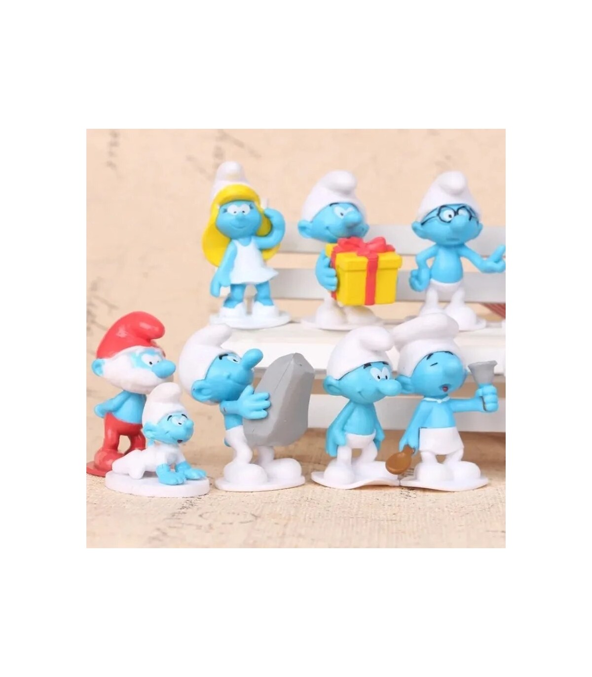 Sorprende con la Magia de los Pitufos! Set de 12 Figuras de PVC: Juguetes  Kawaii, Decoración de Pasteles y Regalo Perfecto 17,99 €