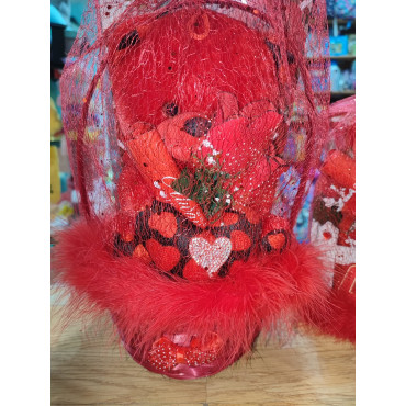 ¡Sorprende con Amor! Set Especial San Valentín: Oso Rojo, Cesta de Corazones y Mensaje Apasionado