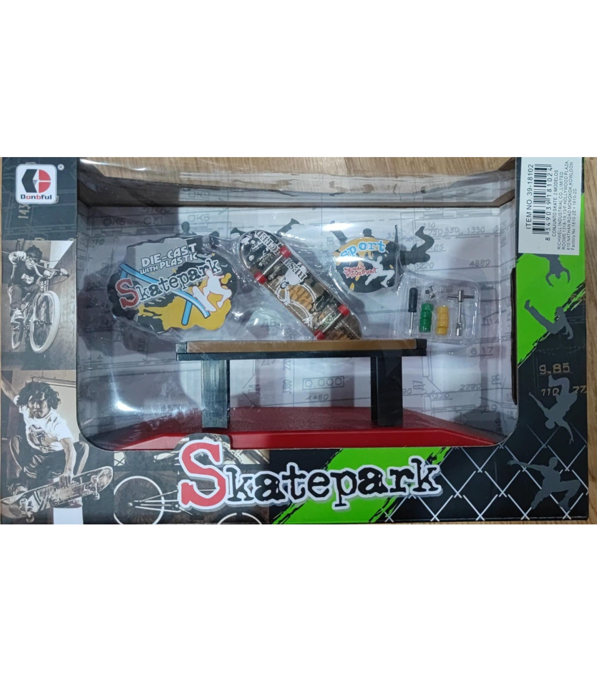 set rampa con monopatin mini