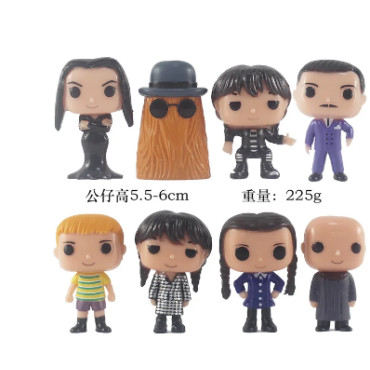 Sorpresa Encantadora: Set de Figuras de la Familia Addams, el Regalo de Cumpleaños Perfecto para Fanáticos. 🎂🎁