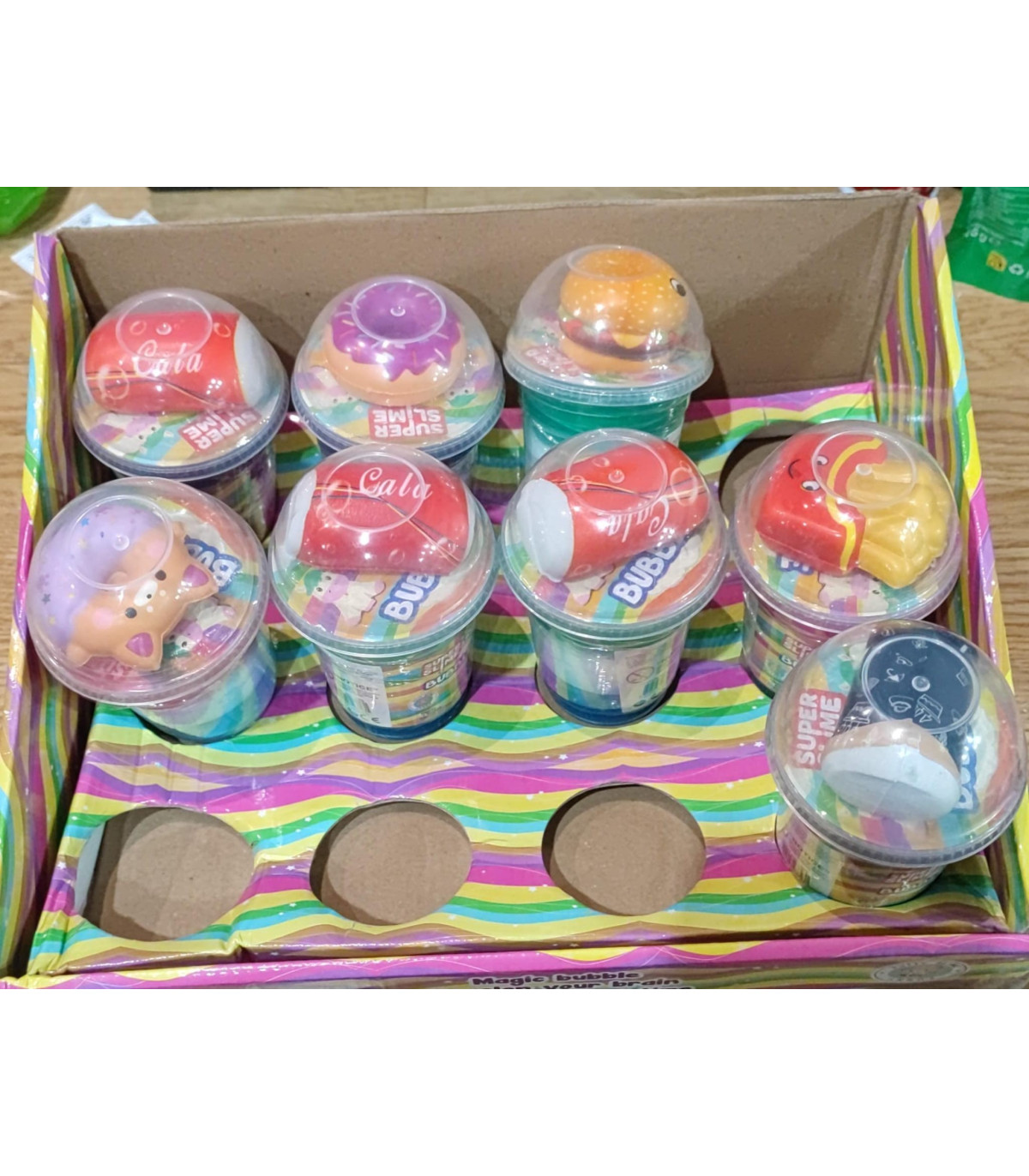Slime FunTástico con Squishis" - La Magia de la Diversión en un Pote! 🌟