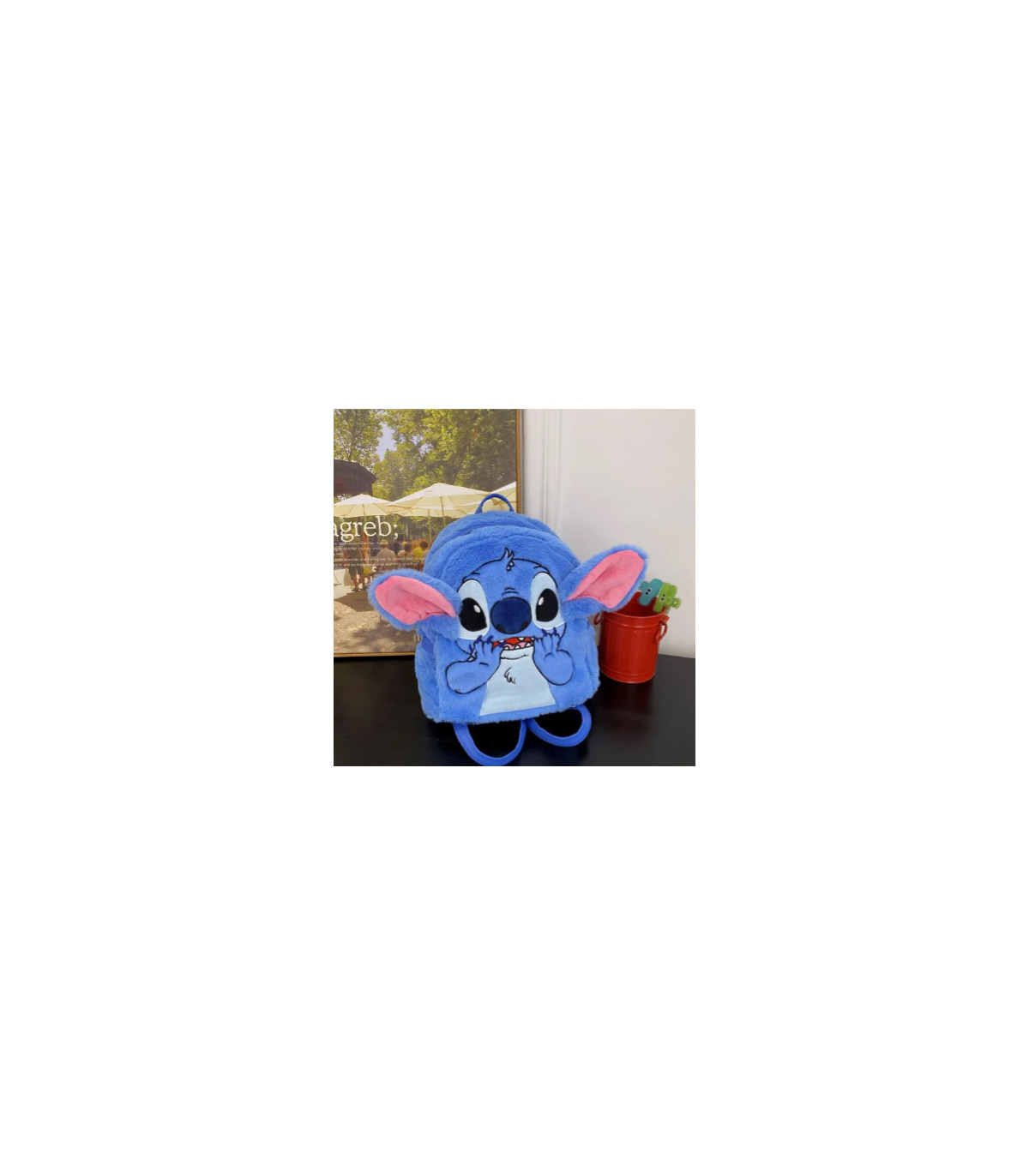 Mochila Peluda de Stitch: ¡La Magia de Albithinia en tus Aventuras Diarias! 🚀🎒