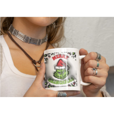 Taza Personalizable del Grinch: Celebra la Magia de la Navidad con Albithinia 🎅