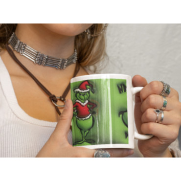 🌟 "Taza del Grinch "Malvado? ¿Quién yo?": Desayunos llenos de risas y diversión" 🤣🎄