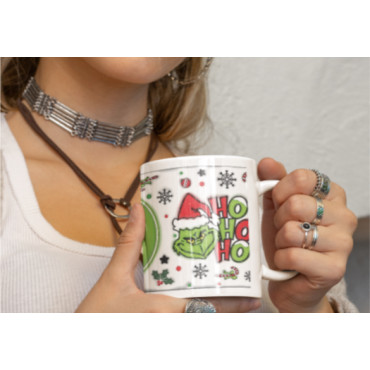 ¡Captura la Magia del Grinch en tu Desayuno con Nuestra Taza Personalizable! 🎄✨
