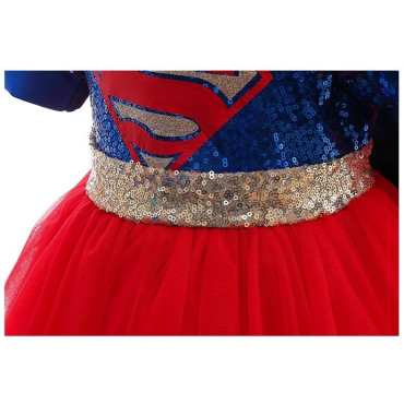Disfraz con capa y tutú de superman para niña