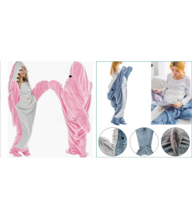 Disfraz tipo pijama tiburón para parejas