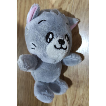 Peluche gatito dentro de corazón san Valentín