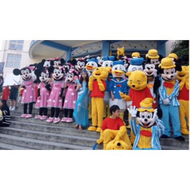 disfraz cabezones de adulto mickey y minnie rojo