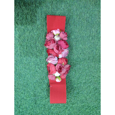 🌸🏰 ¡Deslumbra con estilo medieval! Descubre nuestro Cinturón de Flores Medieval y añade un toque de encanto a tu atuendo. 🌼✨