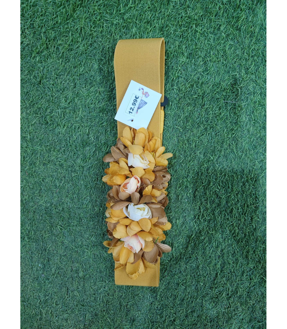 🌸🏰 ¡Deslumbra con estilo medieval! Descubre nuestro Cinturón de Flores Medieval y añade un toque de encanto a tu atuendo. 🌼✨