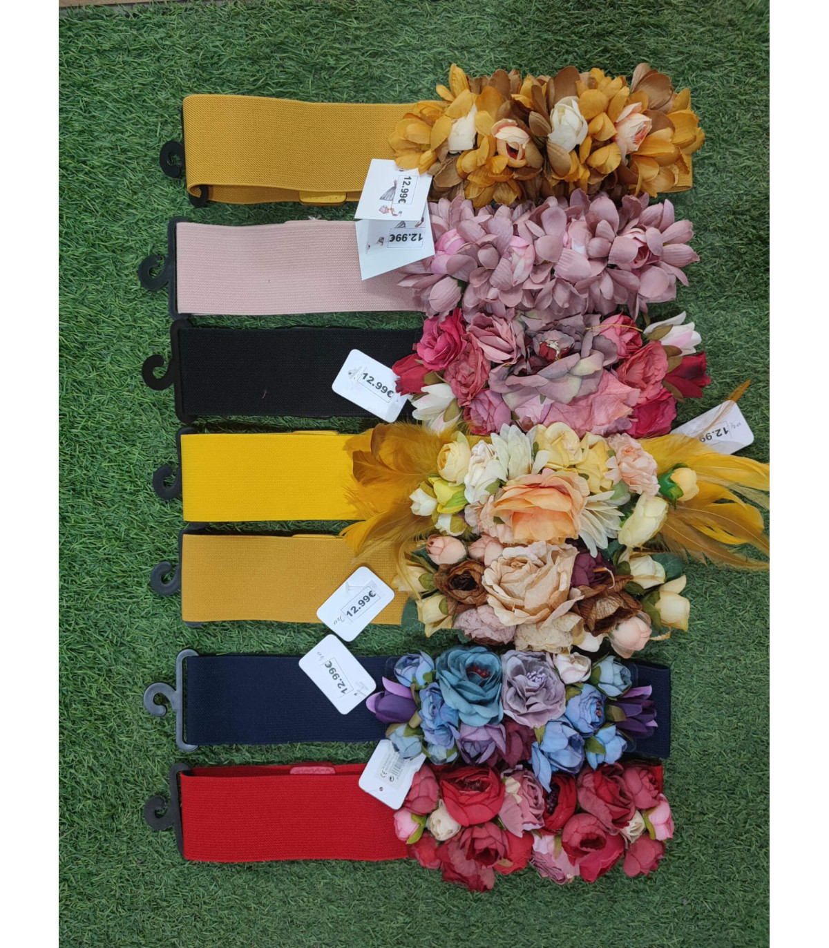 🌸🏰 ¡Deslumbra con estilo medieval! Descubre nuestro Cinturón de Flores Medieval y añade un toque de encanto a tu atuendo. 🌼✨