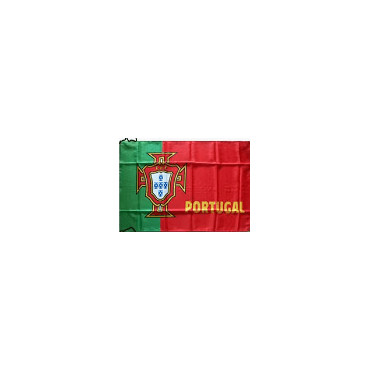 Banderas de selecciones nacionales de fútbol como España, Portugal, Inglaterra, entre otras