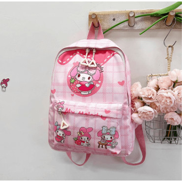 Mochilas llenas de diversión y amor con Hello Kitty y sus amigos