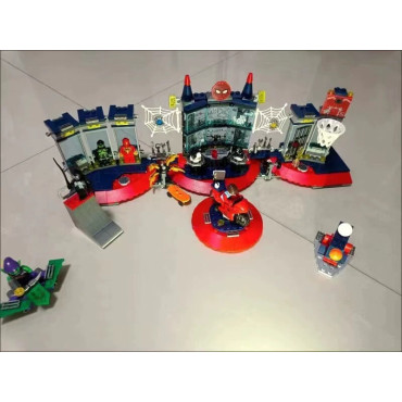 Guarida de Trajes de Spiderman Marvel | Bloques Tipo Lego en Albithinia