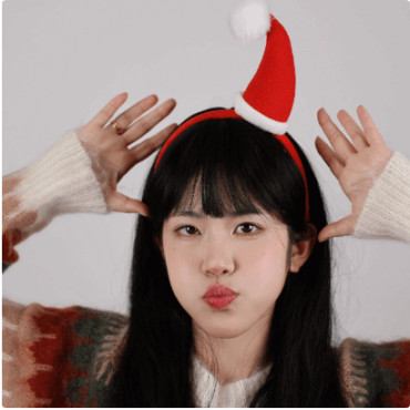 Gorro Navideño con Diseño Festivo