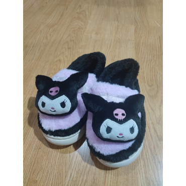 Zapatillas para ir por casa de kuromi