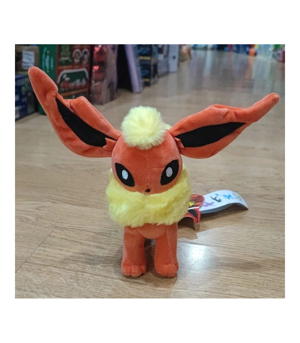 Peluche Flareon Eevee: Figura de Peluche de Alta Calidad del Pokémon de Fuego