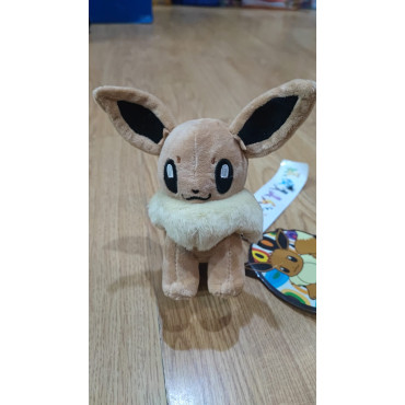 Peluche Eevee Pokémon: Figura de Peluche de Alta Calidad del Pokémon Evolutivo