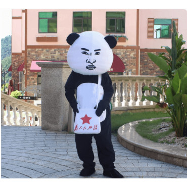Traje de Panda: ¡El Más Tierno del Bosque!