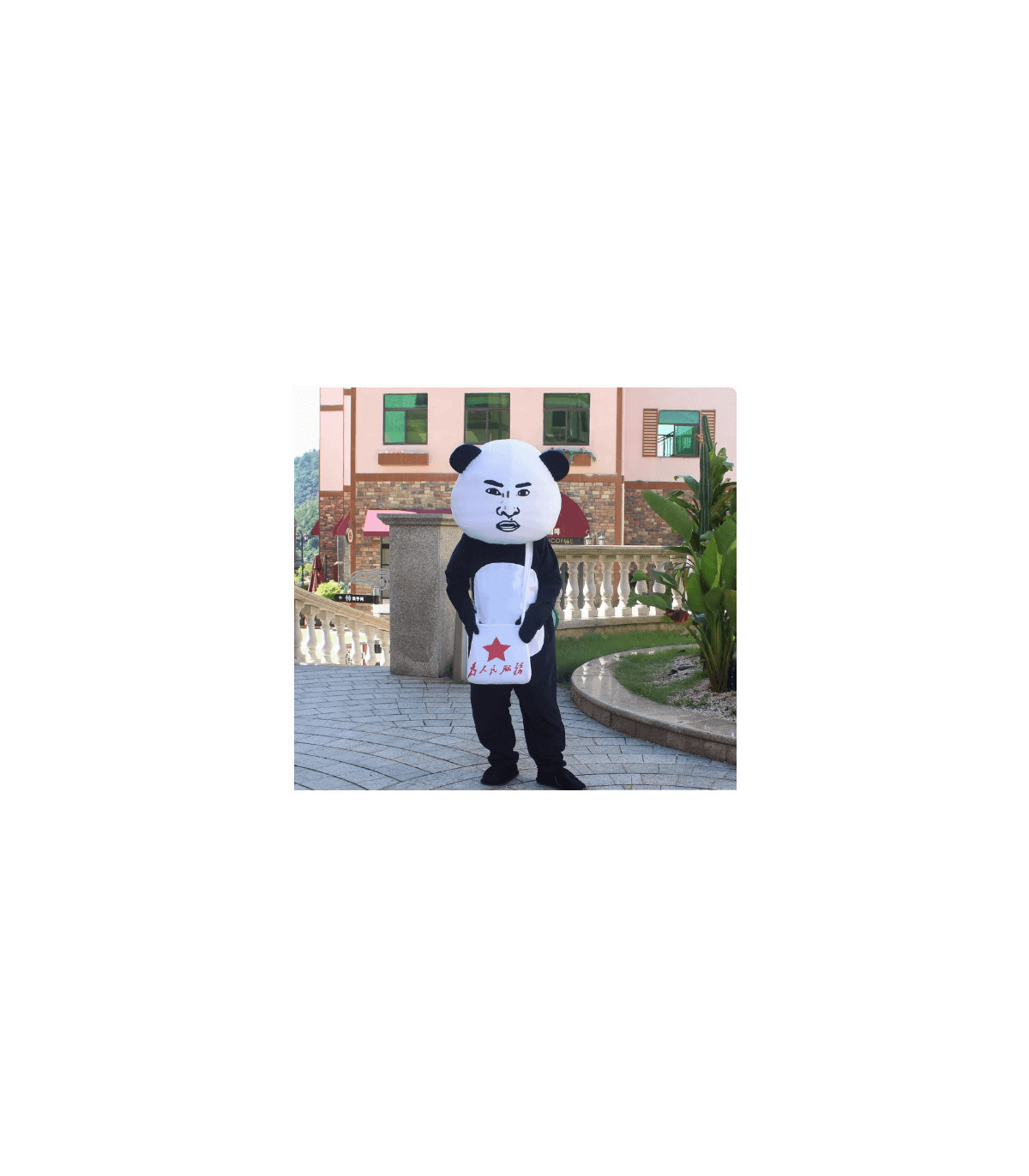Traje de Panda: ¡El Más Tierno del Bosque!