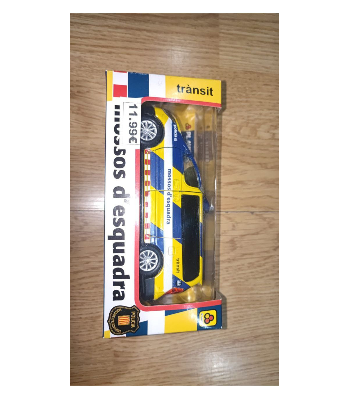 Coche a Escala: Réreplica Perfecta para Coleccionistas