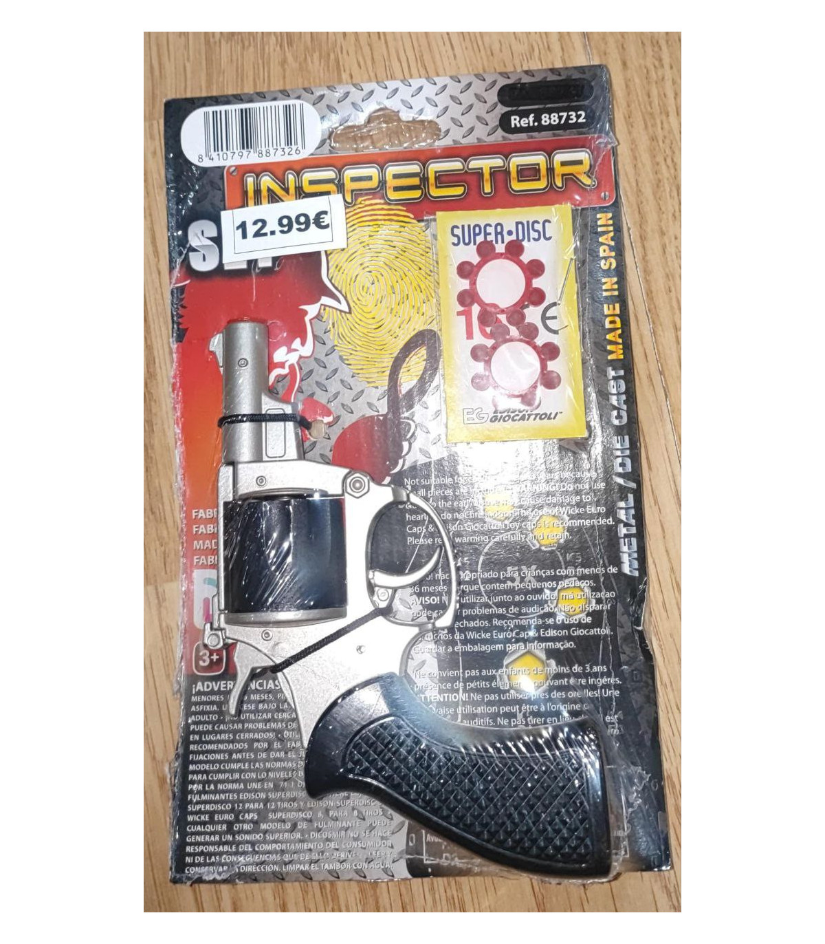 Revólver de Inspector: ¡Disparos Explosivos con Super Discos de Pólvora!