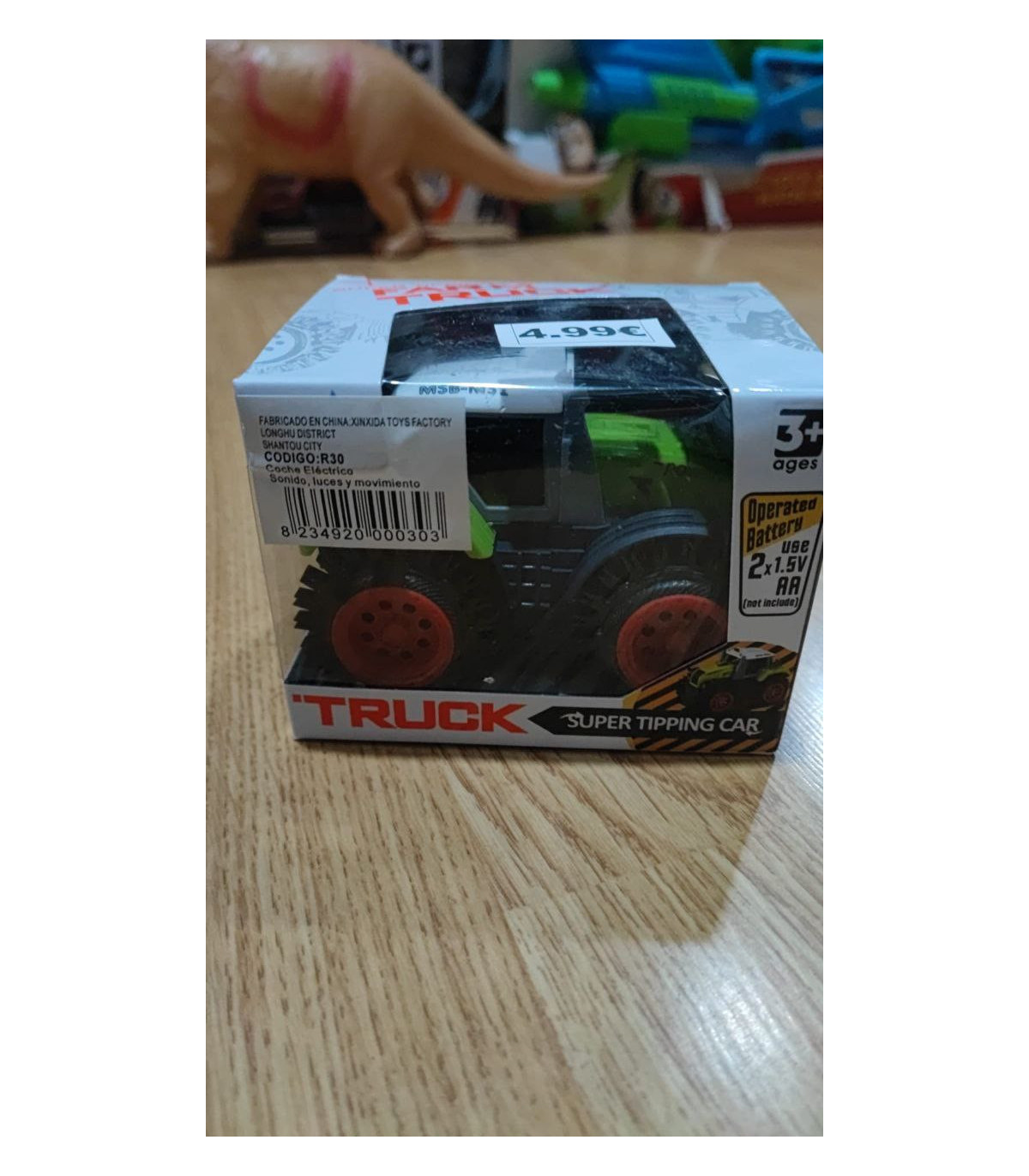 Tractor de Juguete Realista: ¡A Trabajar en la Granja!