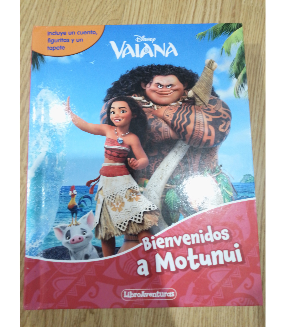 CUENTO CON FIGURAS Y TAPETE DE VAIANA