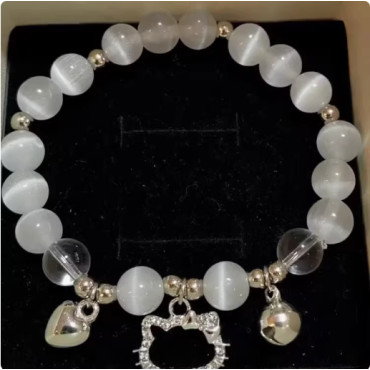Pulsera Hello Kitty con Campana de Amor: ¡El Regalo Perfecto para Fans!