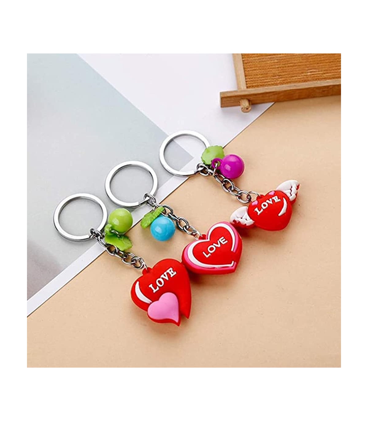 Llavero de cadena con dije de corazón