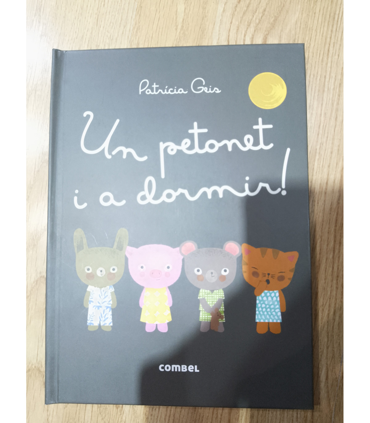 LLIBRE UN PETONET I A DORMIR