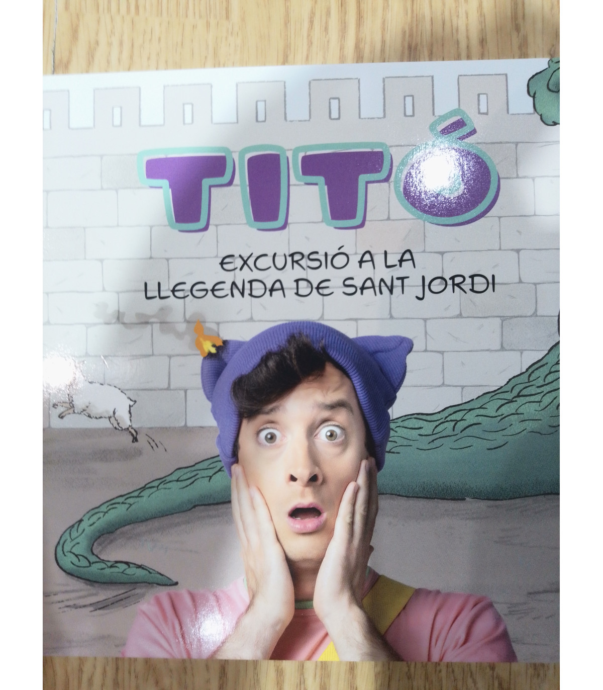LLIBRE TITÓ EXCURSIÓ A LA LLEGENDA DE SANT JORDI EN CATALÀ