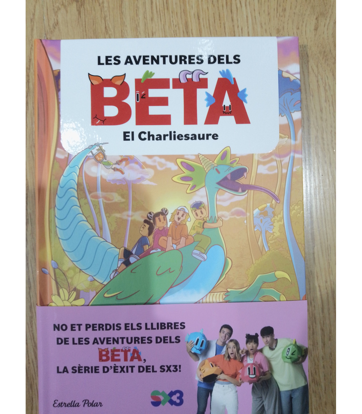 LES AVENTURES DELS BETA EL CHARLISAURE LLIBRE EN CATALÀ