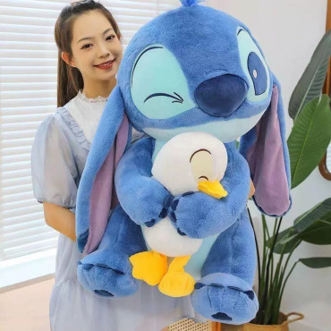 ¡Conoce al Compañero Perfecto! Stitch y su Pato en XL, Tierna Diversión - Suavidad y Magia para Crear Memorias Únicas. Compra en