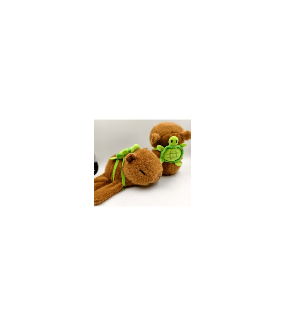 PULSERA DE CAPIBARA DE PELUCHE