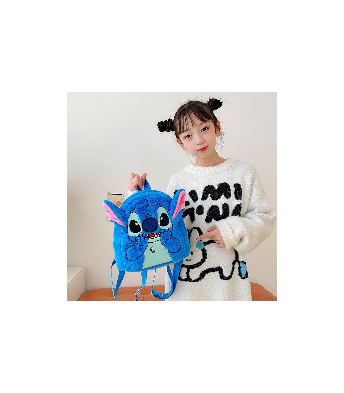 Mochila Peluda de Stitch: ¡La Magia de Albithinia en tus Aventuras Diarias! 🚀🎒