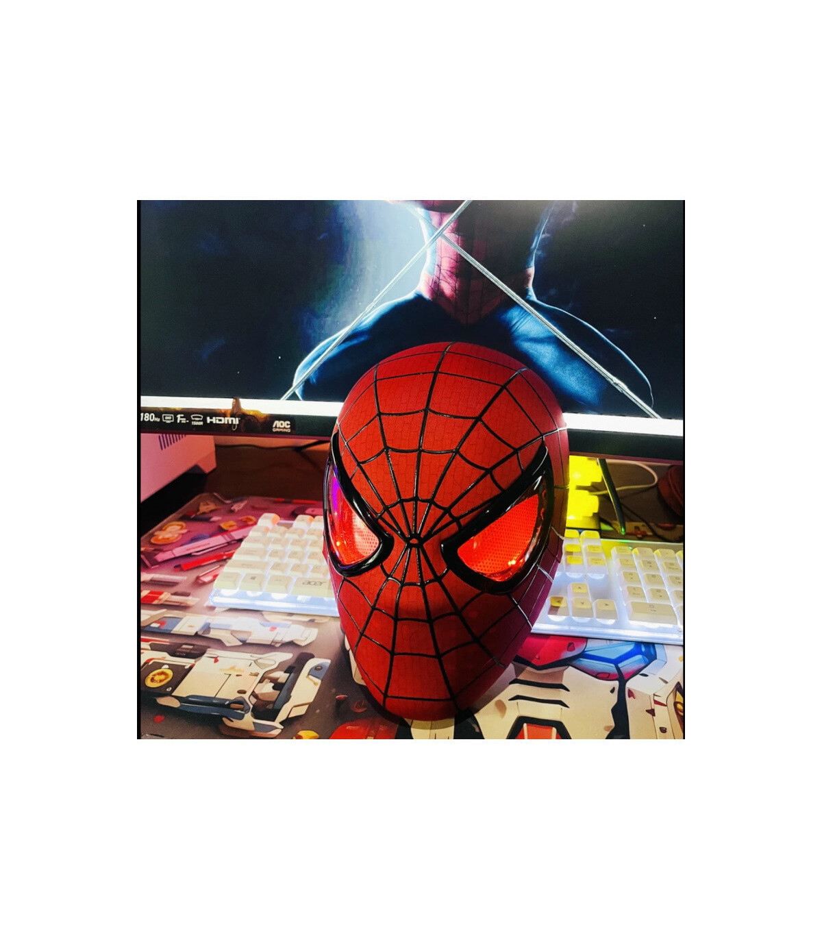 Máscara electrónica de Spider Man: El Héroe de Nueva York con luces y más