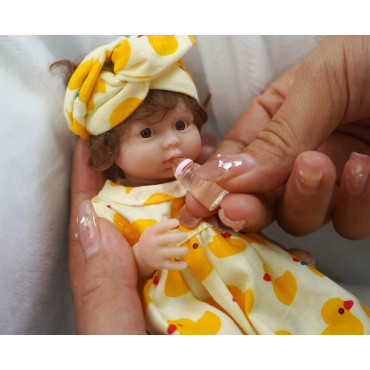 Mini muñeca bebé reborn silicona 15 cm realista ojos abiertos barata 49,99€
