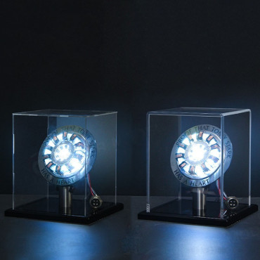 Reactor de arco de Iron Man 1: 1 muy genial Una generación de corazón brillante de Iron Man