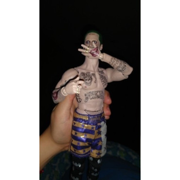 espectaculares figuras Suicide Squad Joker/Harley Quinn 32cm figura coleccionable