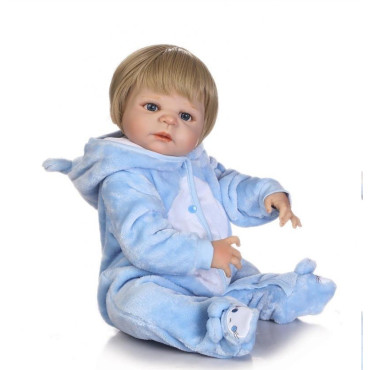 bebe reborn niño  completo silicona